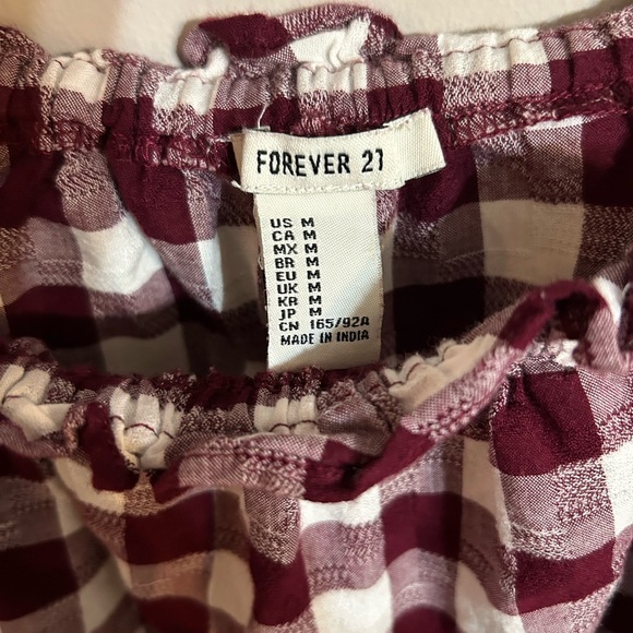 Checkered forever 21 burgundy and white off shoulder crop.  Elastic hem - Picture 6 of 7